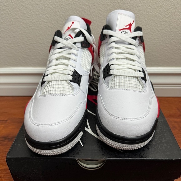 Air Jordan 4 Retro Red Cement Size 11 - Picture 2 of 9